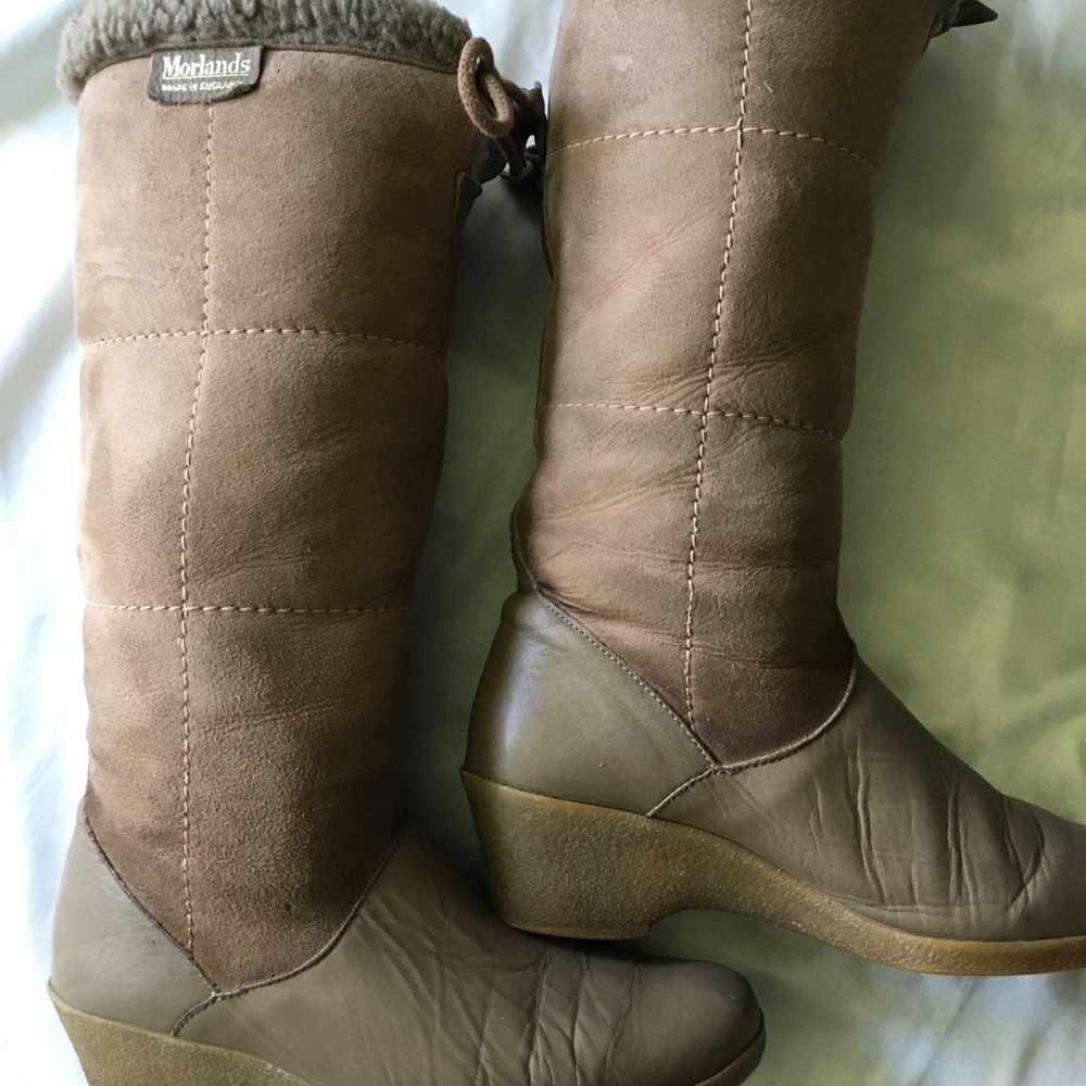 Morlands sheepskin lined leather boots.